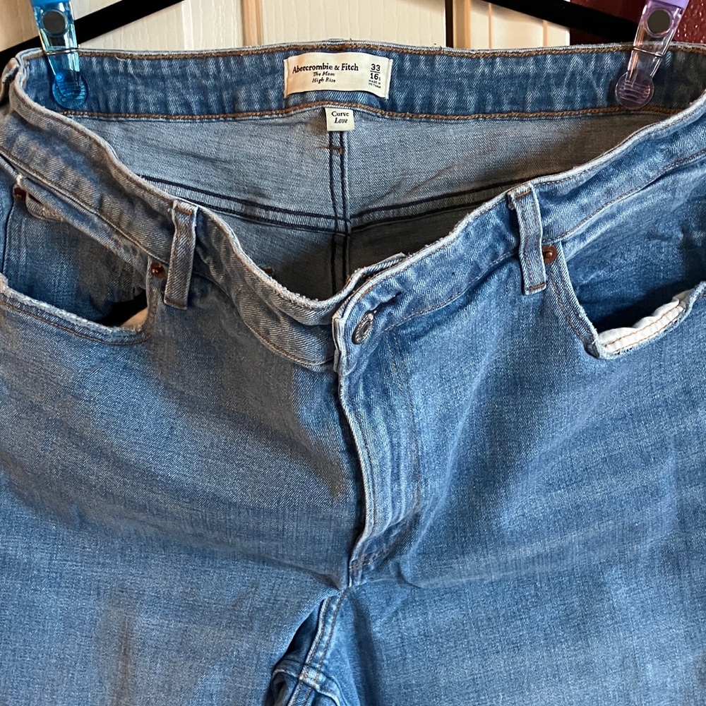 Abercrombie & Fitch Classic Denim Jeans